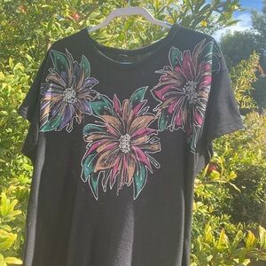 Vintage 80s Women Shirt Size 1X  Black With Flowers